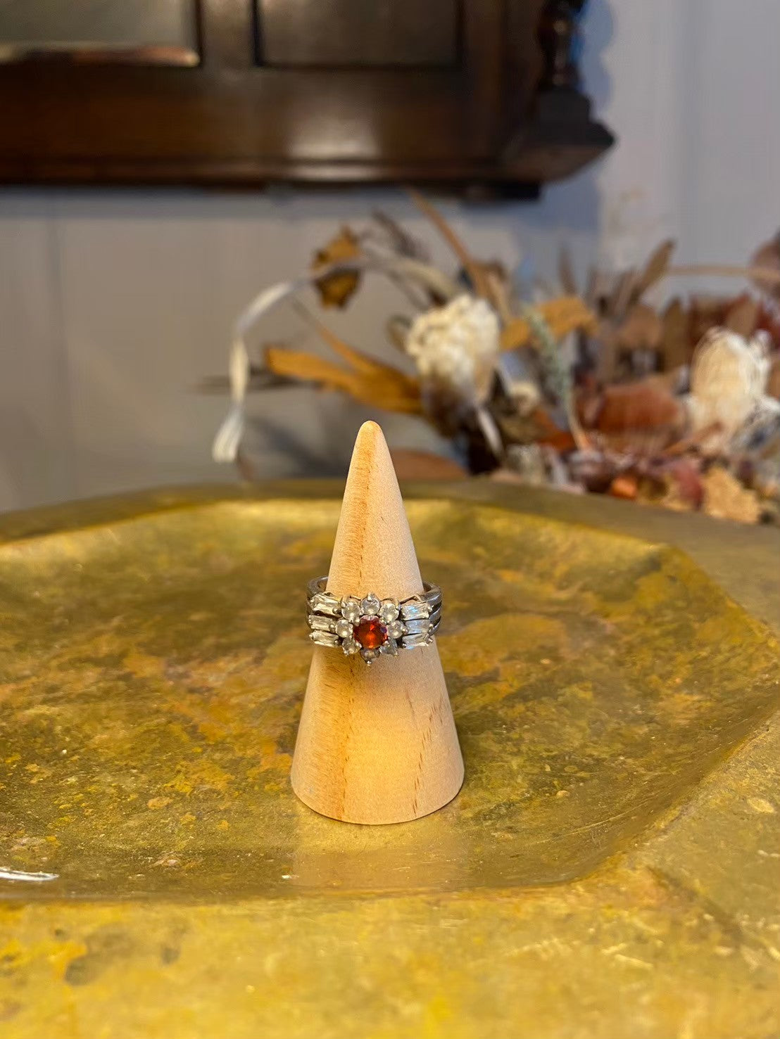 paris vintage ring