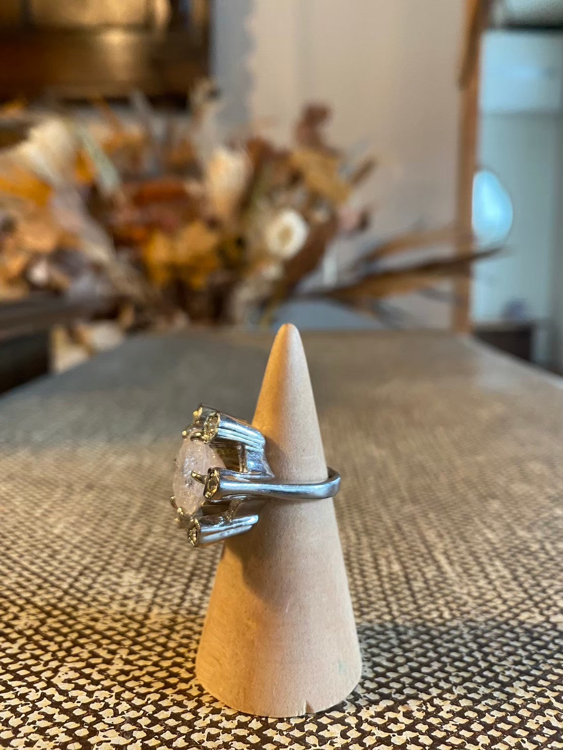 paris vintage ring
