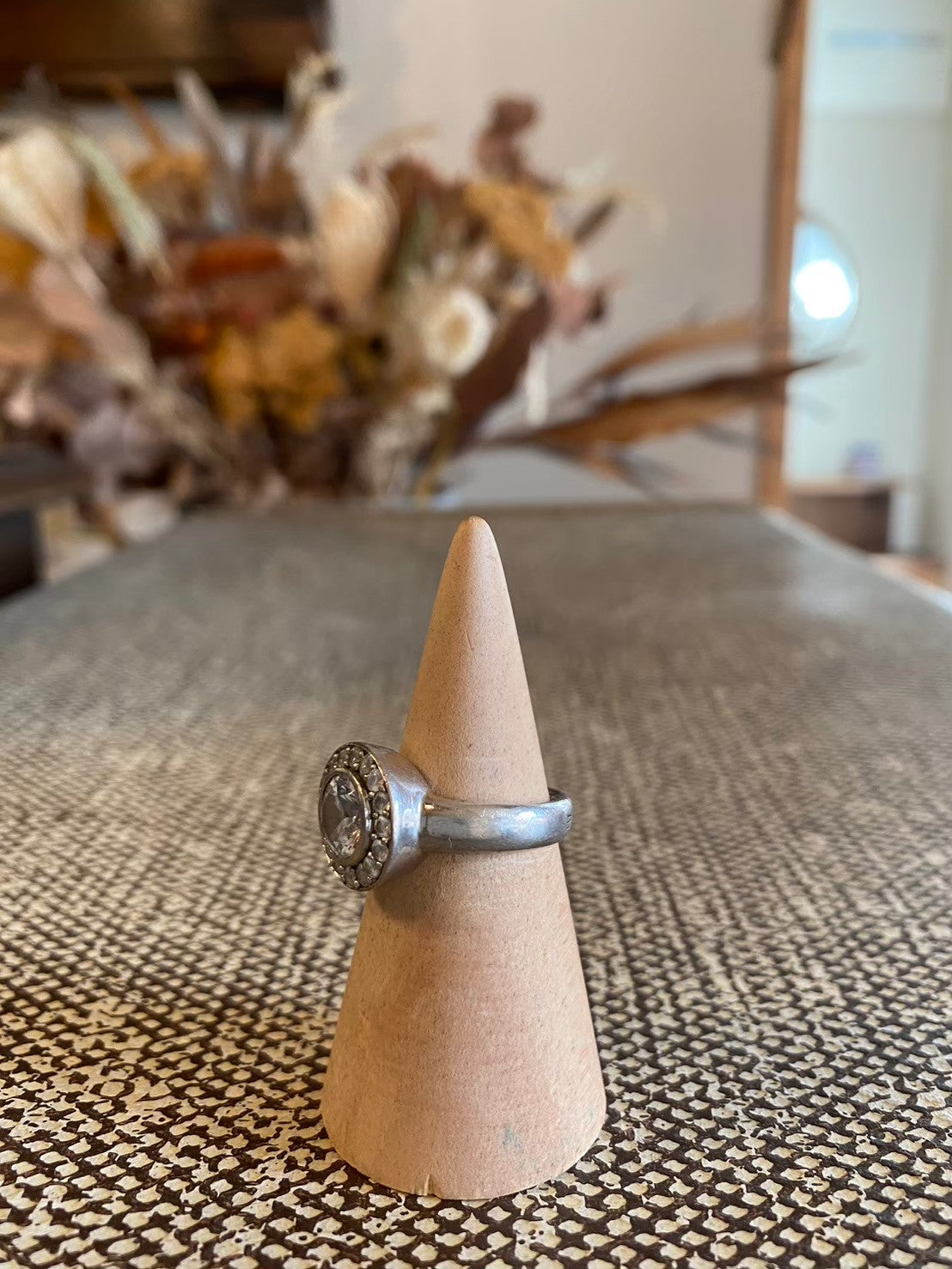 paris vintage ring
