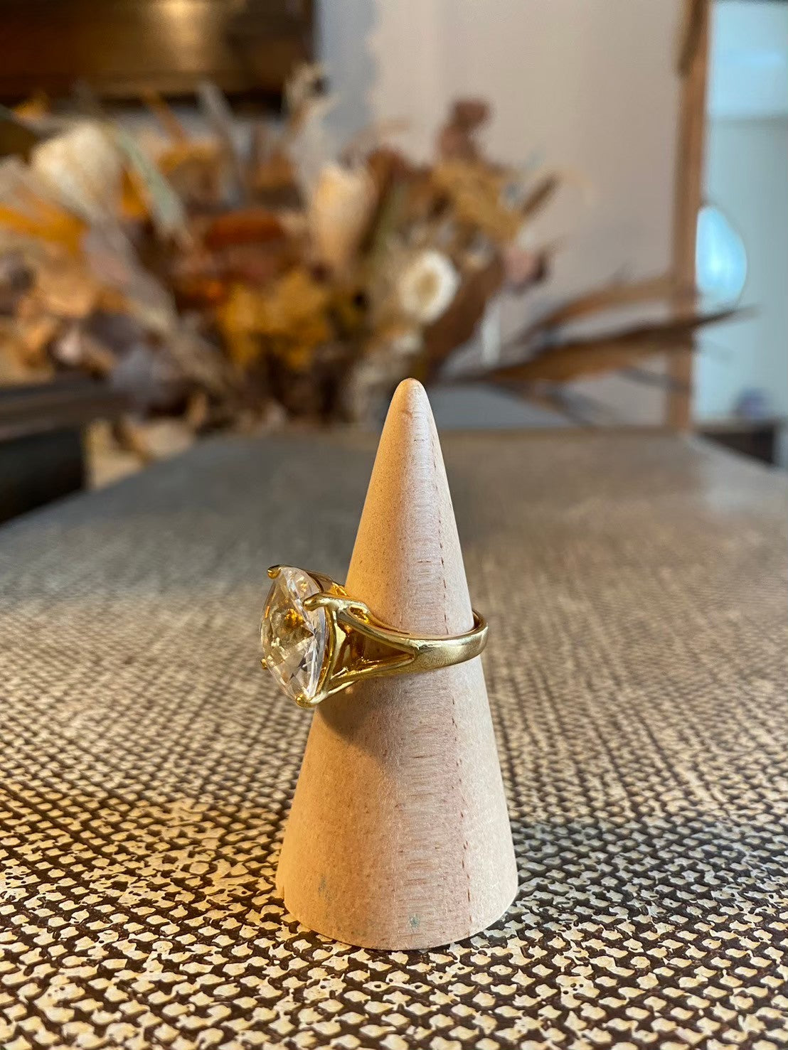 paris vintage ring