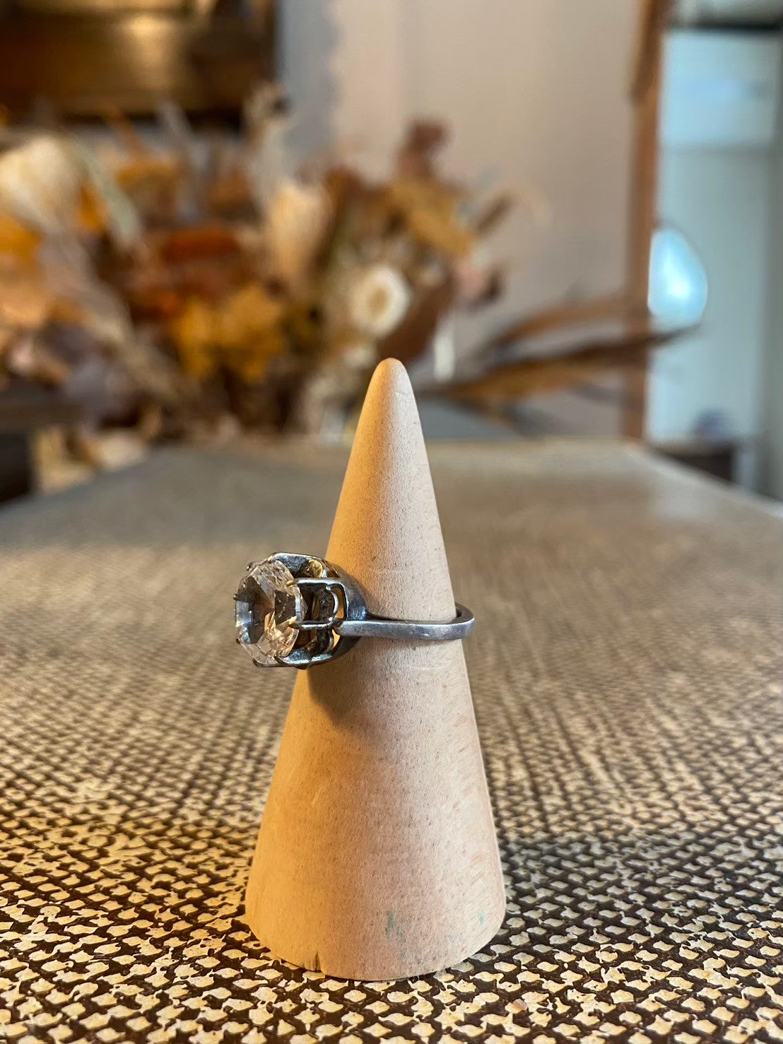 paris vintage ring