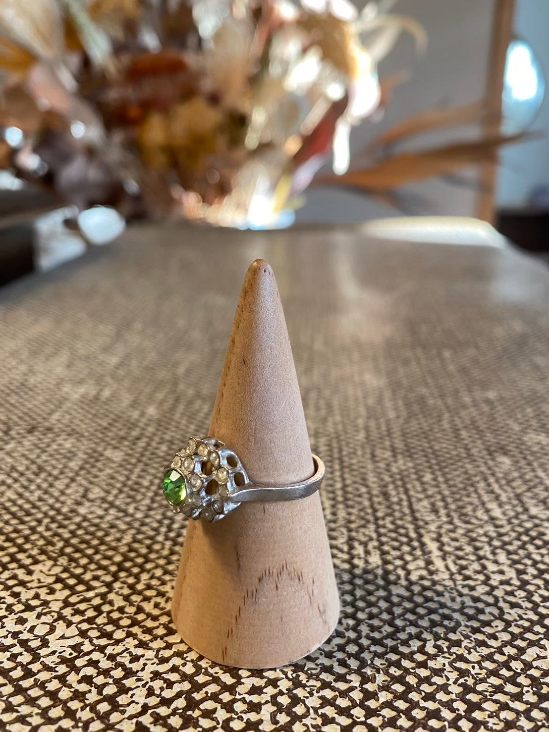 paris vintage ring