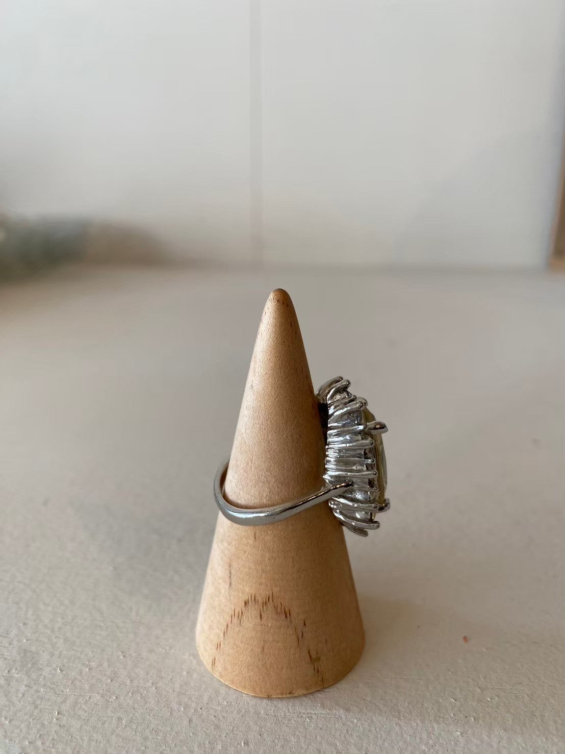 paris vintage ring