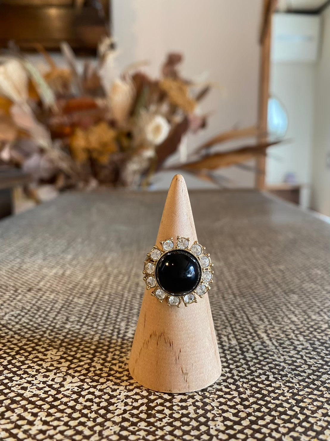 paris vintage ring