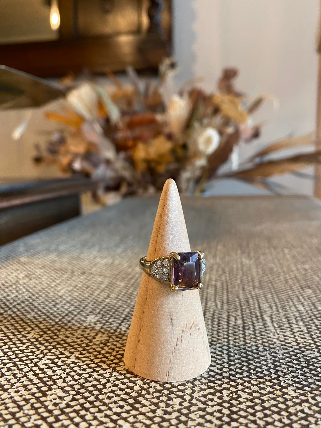 paris vintage ring