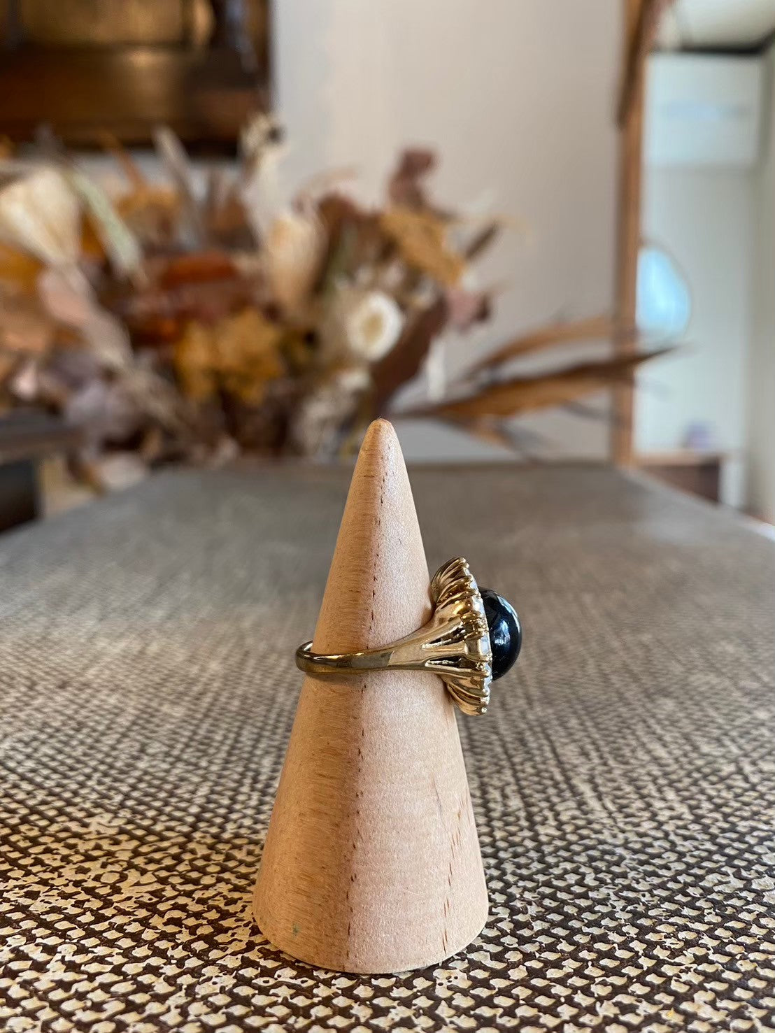paris vintage ring