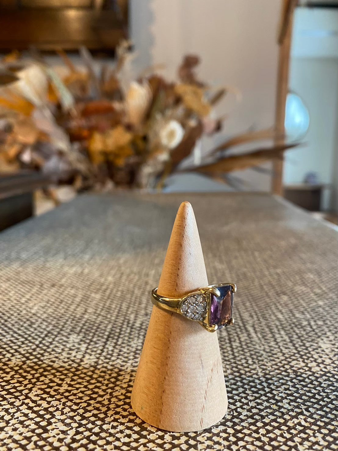paris vintage ring