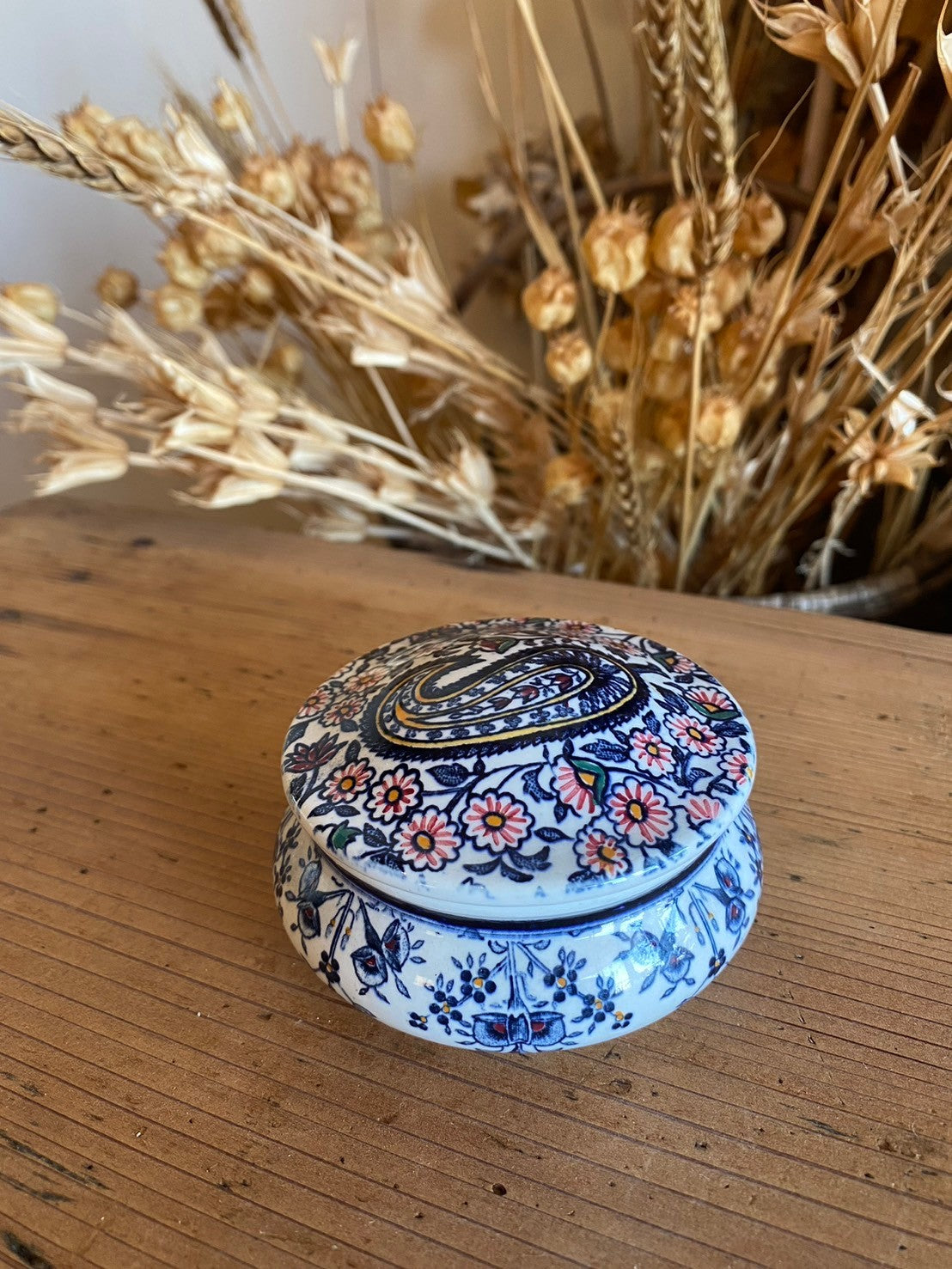 GIEN vintage items
