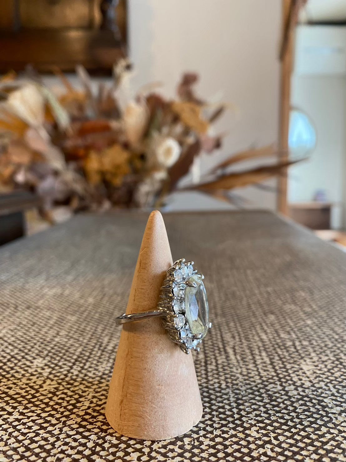 paris vintage ring