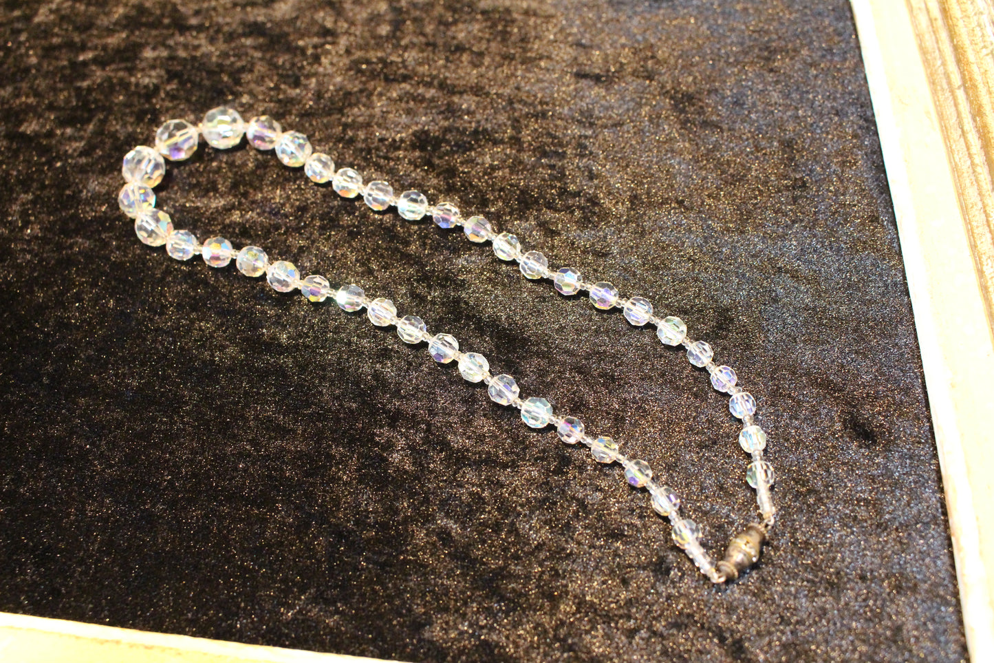 paris vintage necklace