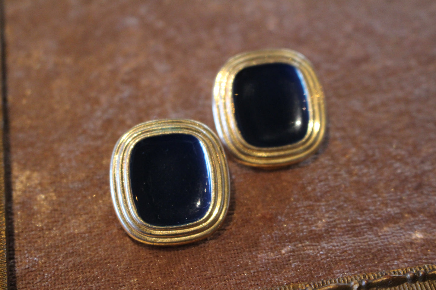 paris vintage earrings